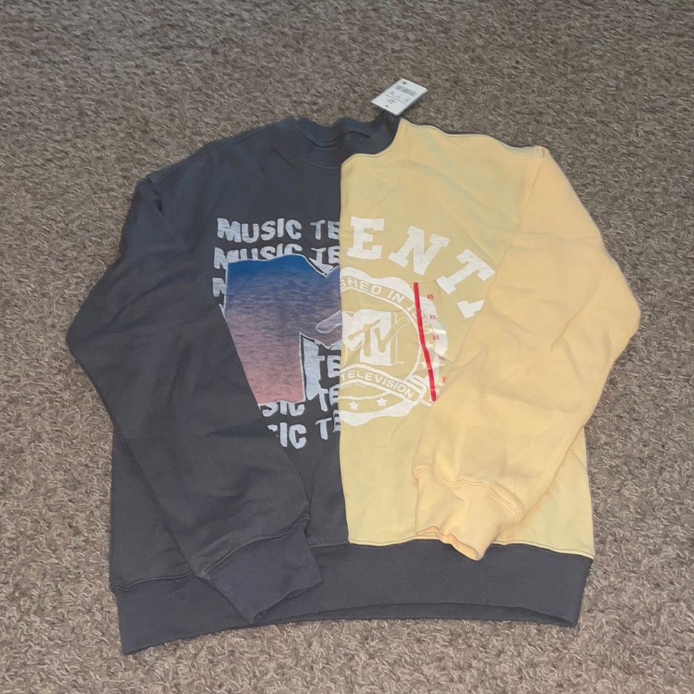 Music Television split design sweatshirt